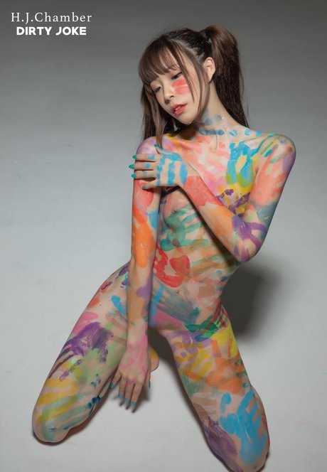 yunij98 sexy actress photo