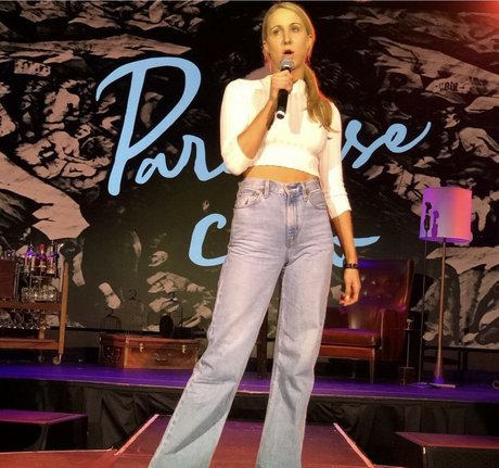 Nikki Glaser pornstar xxx image