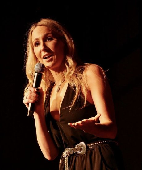 Nikki Glaser pornstar hd photos