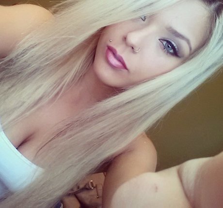 Anais Rizzo nice pornstar archive