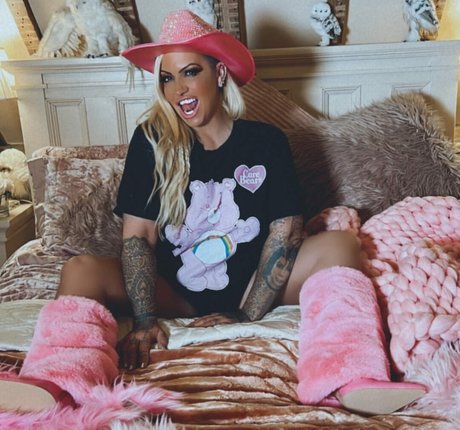 Jodie Marsh pornstar beautiful pictures