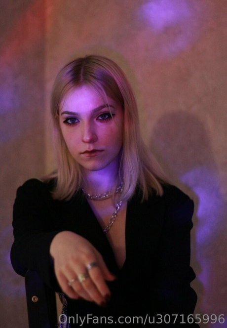 mori midori pornographic actress pictures