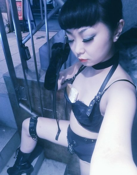 Mistress Orchid model free gallery