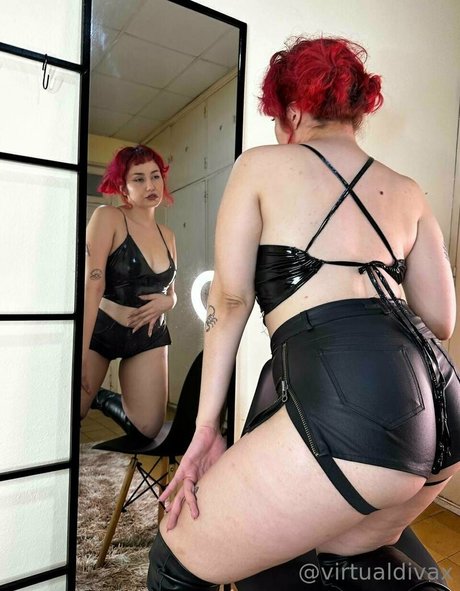 virtualdivax model high quality images