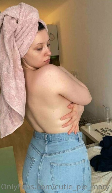 cutie pie mary nude actress picture