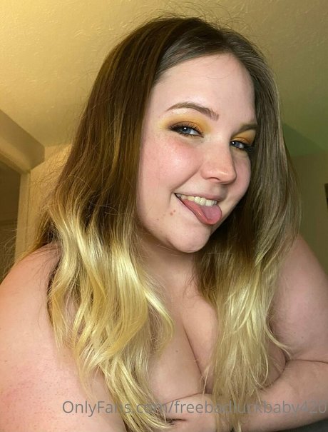 freebadluckbaby420 pornstar nude img
