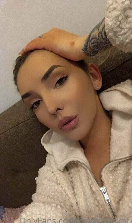 small onlyfans xxx pictures