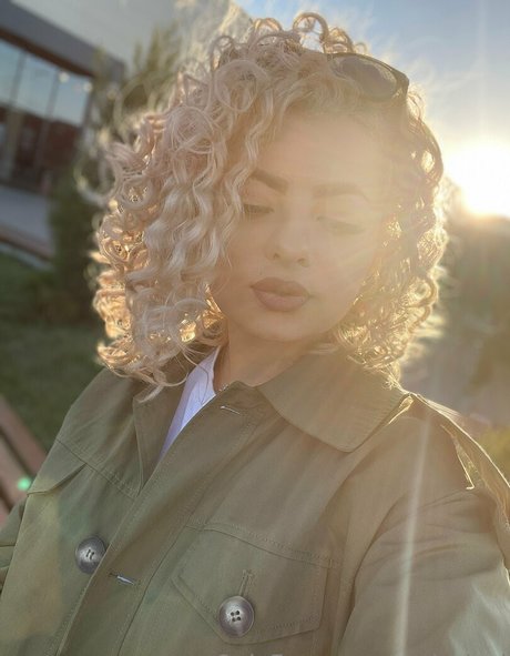 curly lexi exclusive star archive