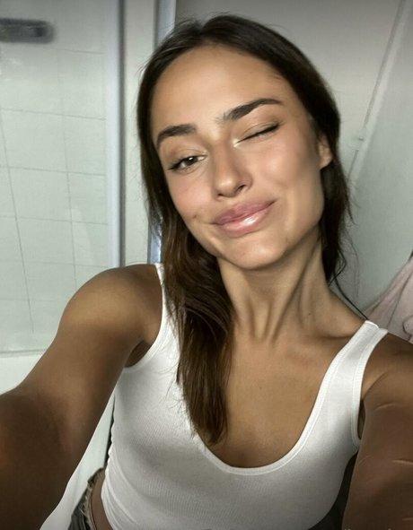 Lou Ann Vecchia pornographic model pictures