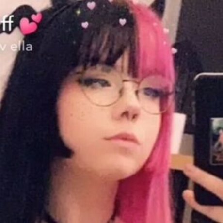 Pickerypoison top model pictures