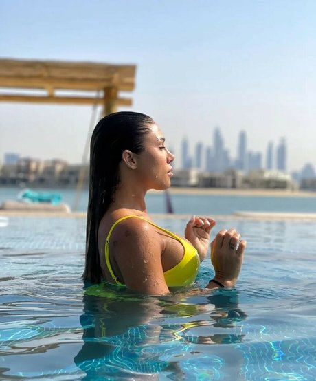 Sandra Afrika star nudes images