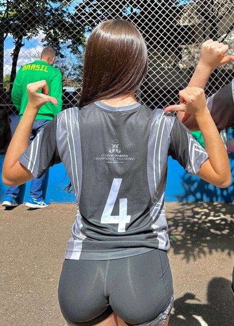 Giholiveiira__ hd actress galleries