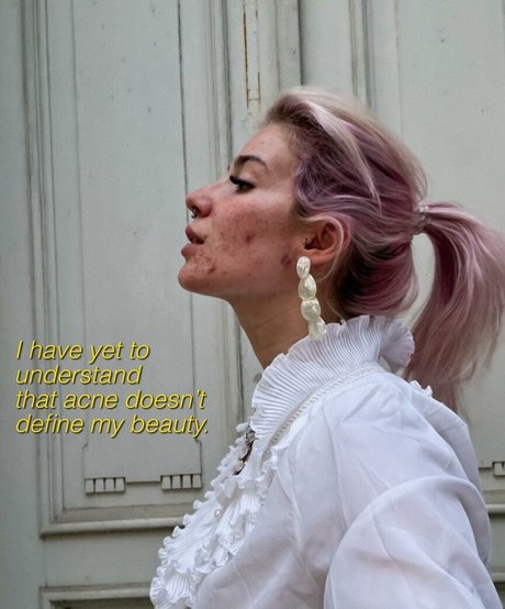 pinkarosalina model pretty img