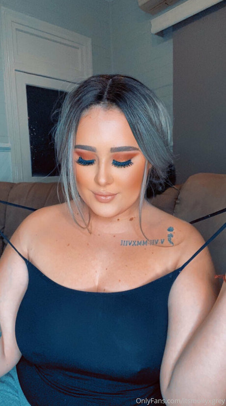 mollygrey previews pornstar images