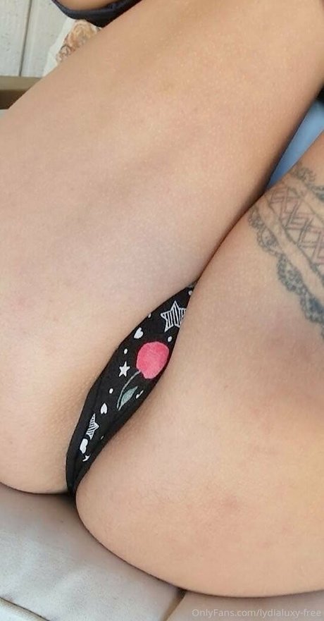 lydialuxy free pornstar adult pics