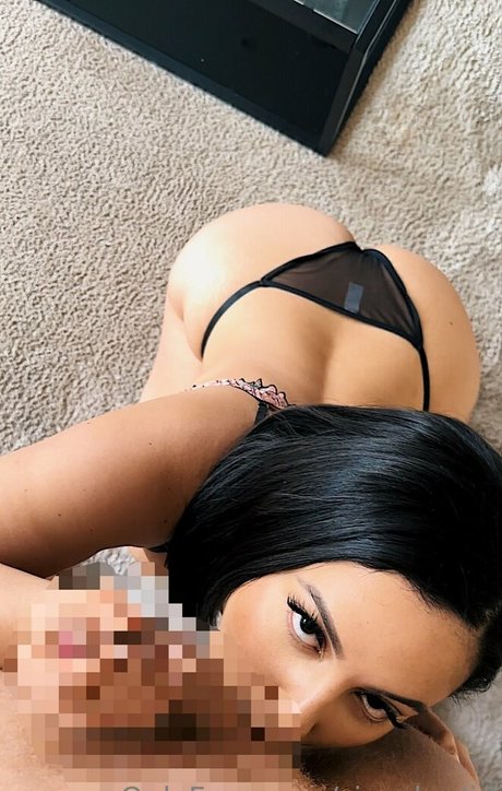 Zina Hadid model pornographic pic