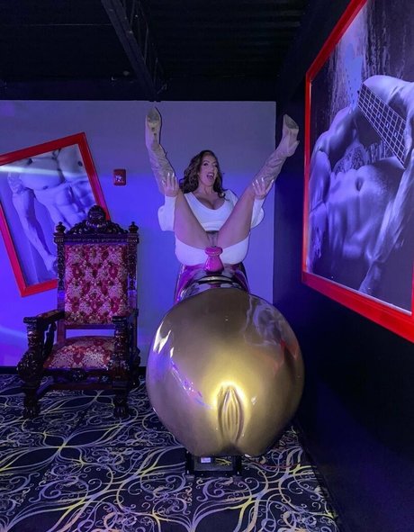 richelleryan star perfect image