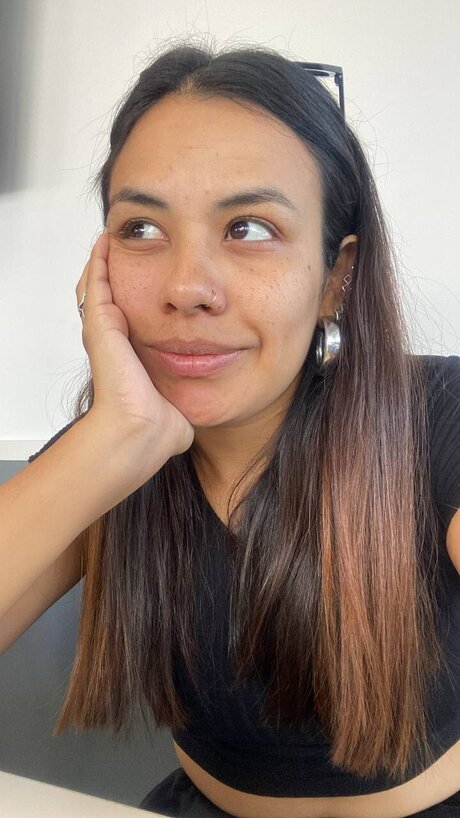 Sofiblossomm pornstar erotic photos