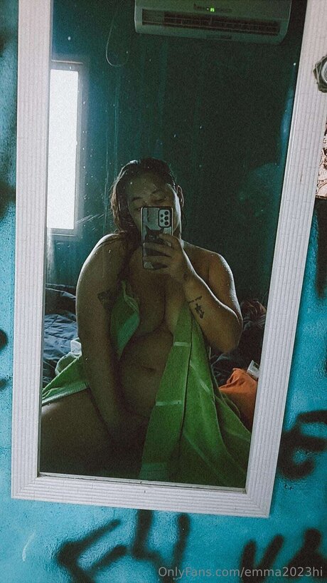 Emma2023hi beautiful model img