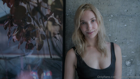 thick latina milf onlyfans adult pics