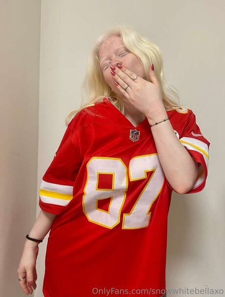 Snowwhitebellaxo art pornstar photos