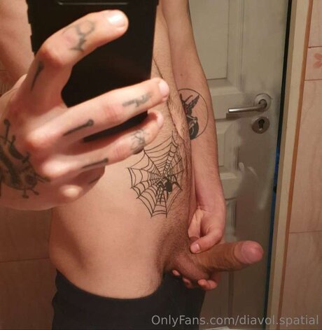 Diavol Spatial star nudes image