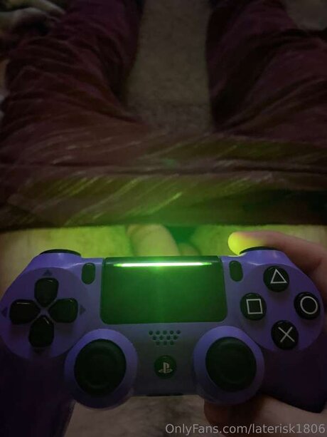 Mopwho2714 star porn pics