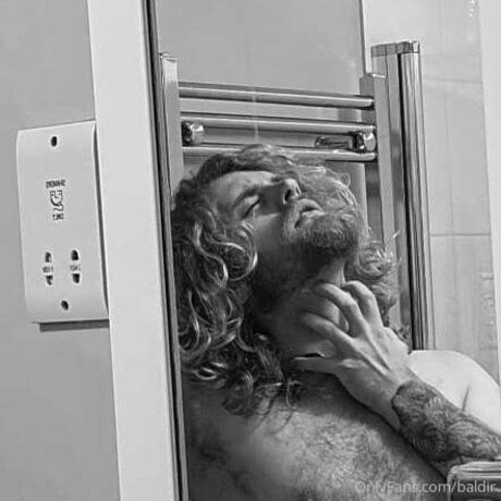 Baldir nice actress pic