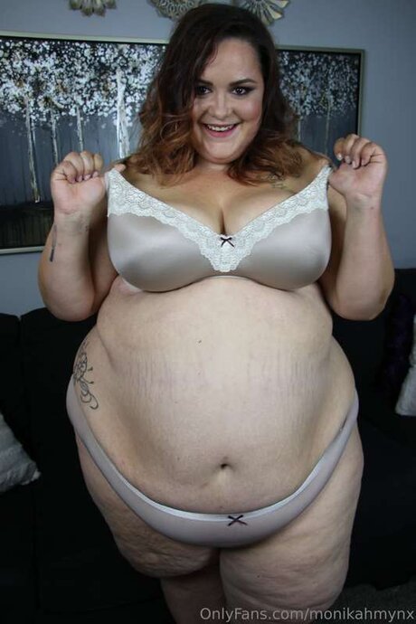 two onlyfans nudes pics