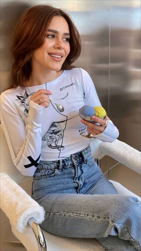 Liza Sami hot star picture