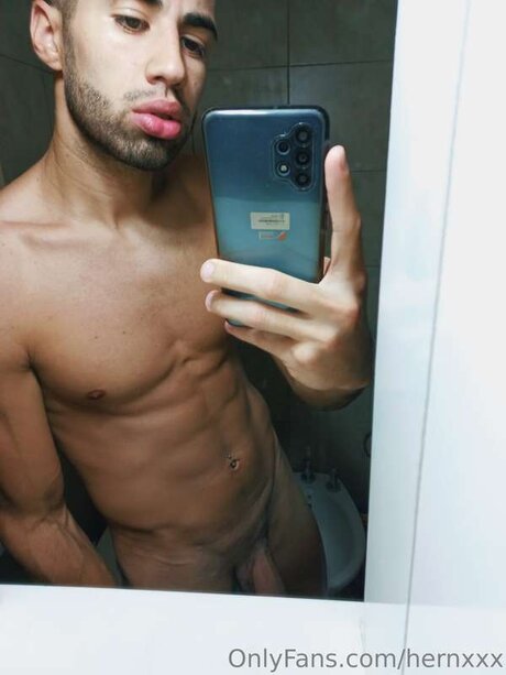 Hernxxx star art photo