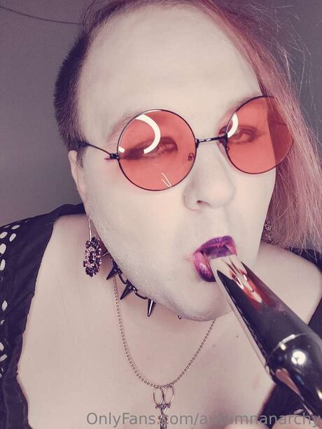 Autumnanarchy model pornographic pics