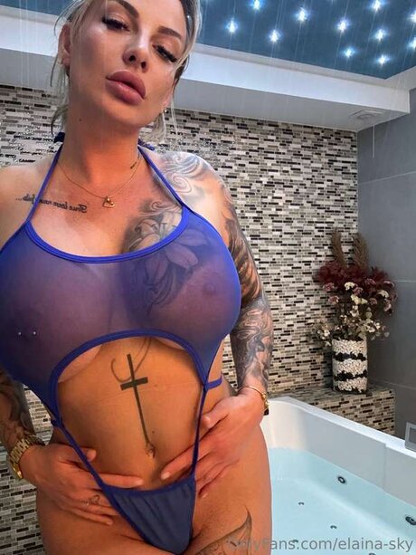 big tits mom onlyfans beautiful naked photo