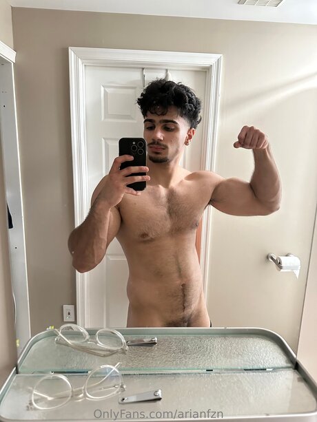 Arianfzn nudes pornstar photos