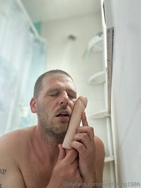 Daddyking1986 star free gallery