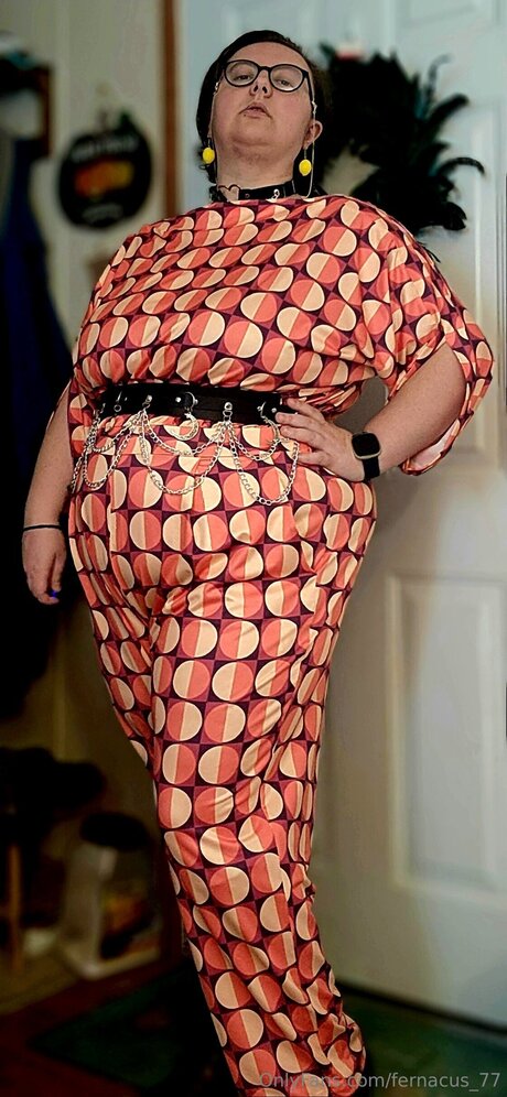 Fernacus 77 pretty model photo