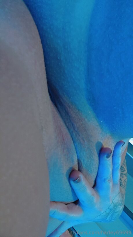 Harley69699 model naked photos