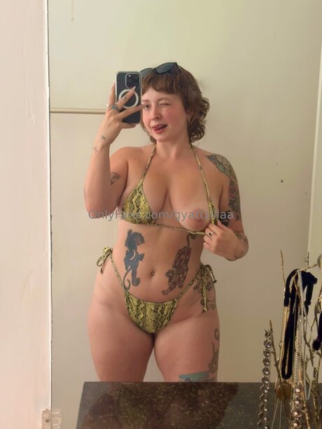 Gyattzillaa xxx actress photos