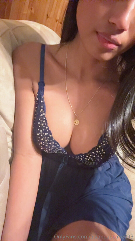 Asiancupcake093 sexy pornstar pic