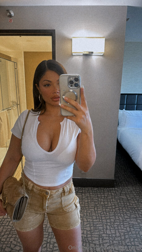 Kaylaaa Rene high quality star picture