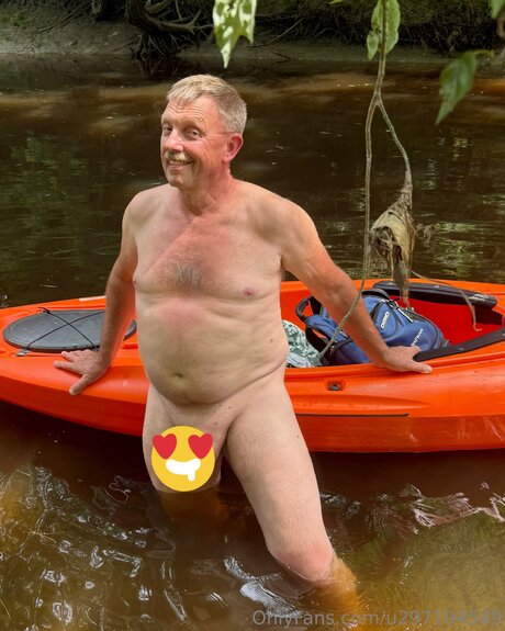 U297194549 model nudes image