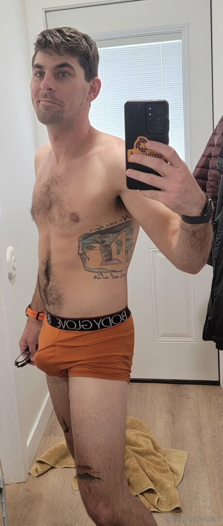 Taylorpeaks model nice images