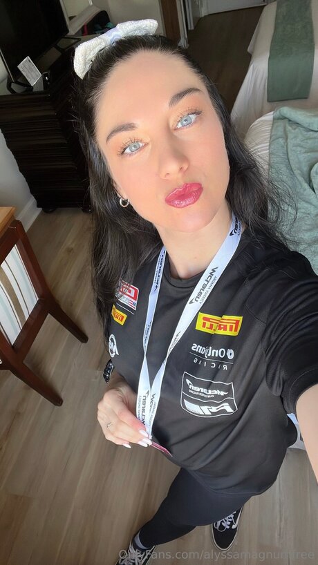 Alyssamagnumfree pornographic star pics