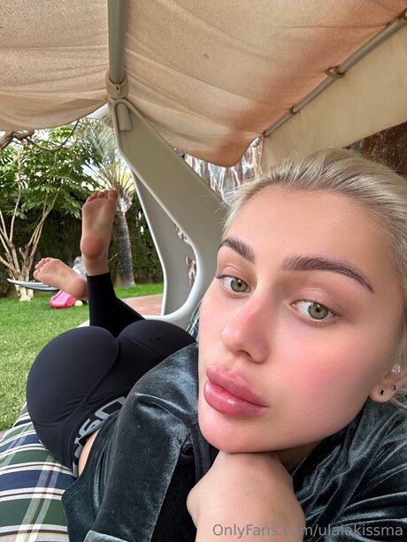 ebony smoking onlyfans free xxx archive