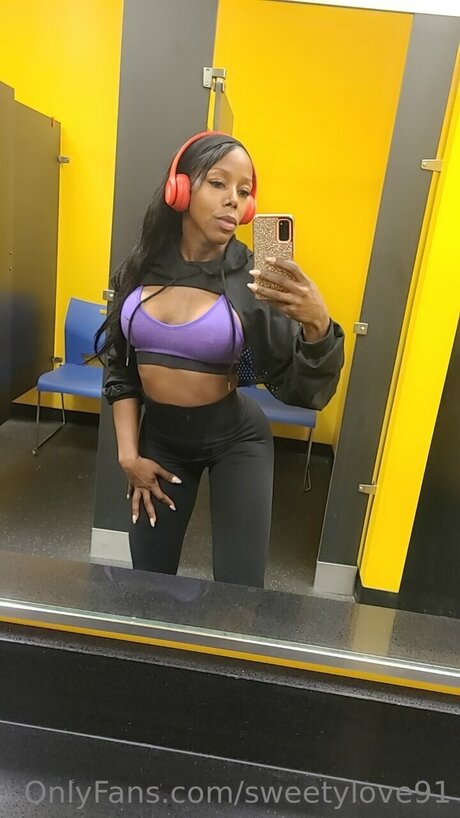 Sweetylove91 exclusive actress galleries