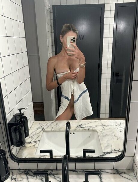 Olivia May NYC exclusive star images