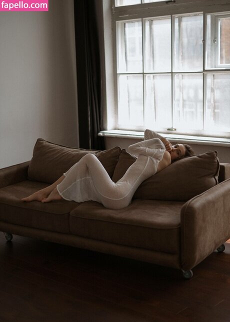 nesegodnyai sexy model gallery