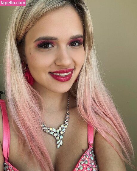 Novella Night model adult picture