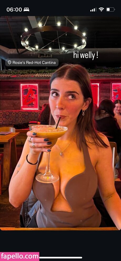 MiaNoble1 beautiful model images