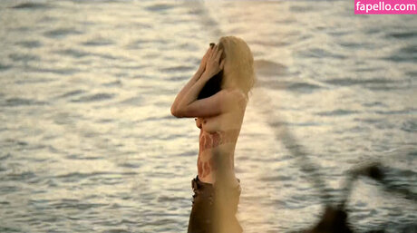 squirt teen onlyfans hot porn pics